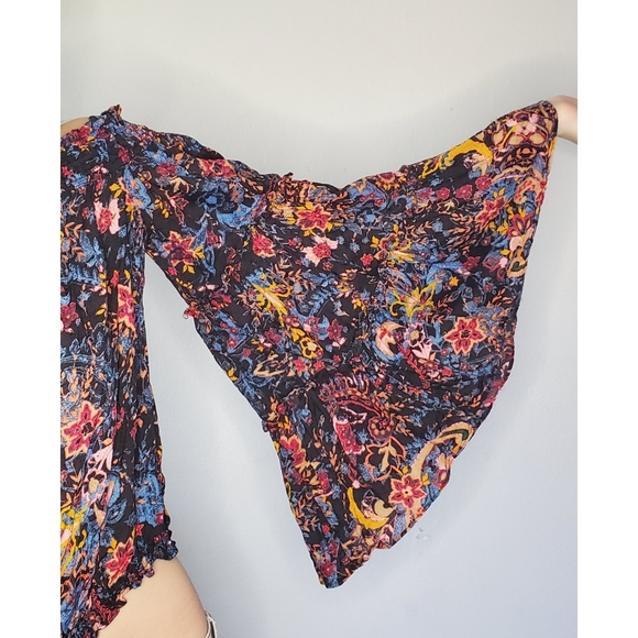🌸Free People Floral Bell Sleeve Top🌸 - Picture 3 of 5